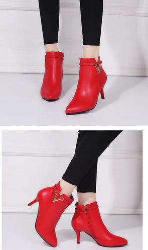 Pointed Toe Faux Leather Zipper Style Ankle Boots